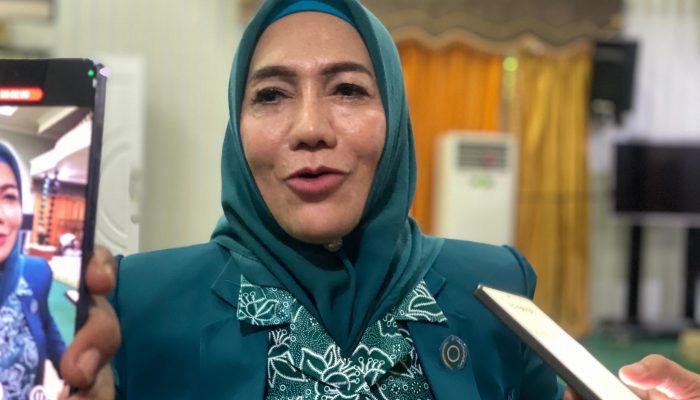 Prof. Fory Takkan Istrahat Dari Panggung Politik!