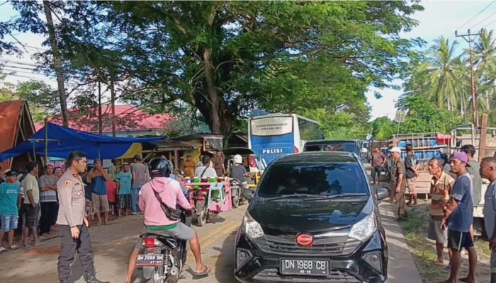 Kemacetan 5 Kilometer di Pulubala, Imbas Tiga Lokasi Pasar Hewan yang Tak Terkoordinasi