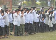 Walaupun Diguyur Hujan Lebat, Semangat Santri Alkhairaat Boalemo Kokoh Pada Peringatan HSN 2025