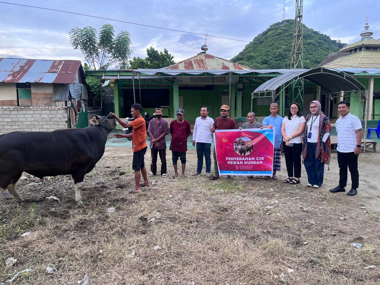 Penyaluran Kurban Bagi Warga Kelurahan Bugis Kota Gorontalo Oleh Citimall Gorontalo 
