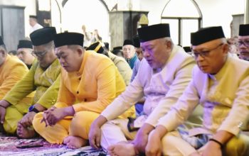 Bupati – Wabup Sholat Idul Adha bersama Jemaah Masjid Agung Baiturrahman