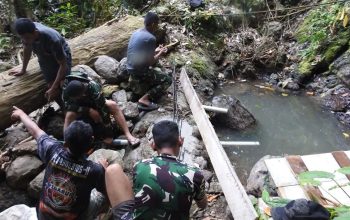 TNI Bangun Jaringan Air Bersih dari Pegunungan untuk Warga Makarti Jaya Lewat TMMD ke-129