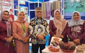 Bupati Sofyan Tinjau Produk UMKM Daerah di APKASI Expo 2026