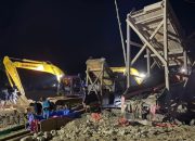 Polisi Amankan Empat Excavator, Empat Orang Operator, dan Satu Diduga Pemodal Dari PETI Popayato Barat