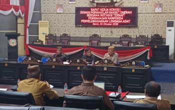 DPRD Kabgor Usulkan Ranperda Lembaga Adat untuk Lestarikan Budaya Lokal